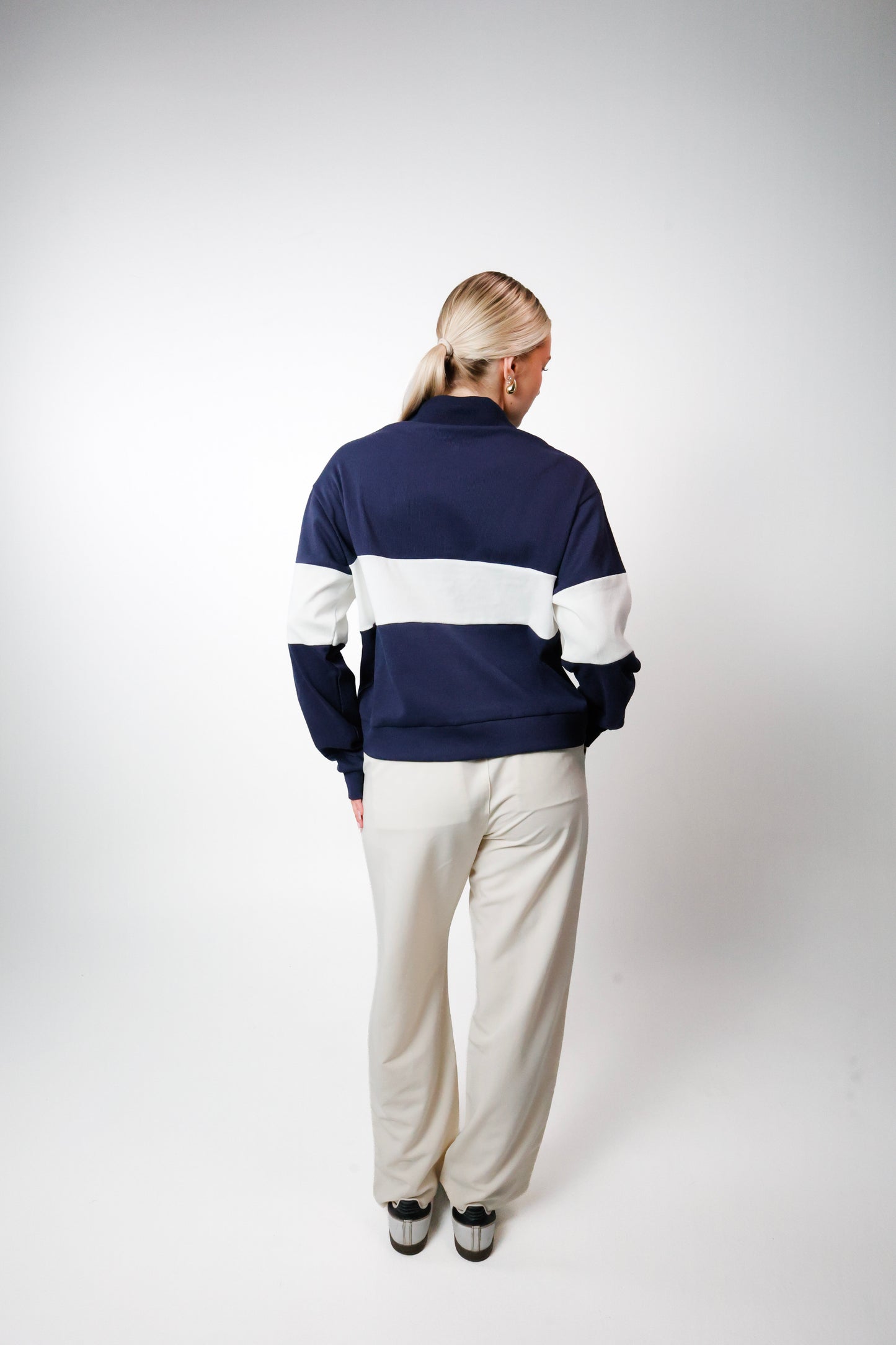 Terrace Pullover